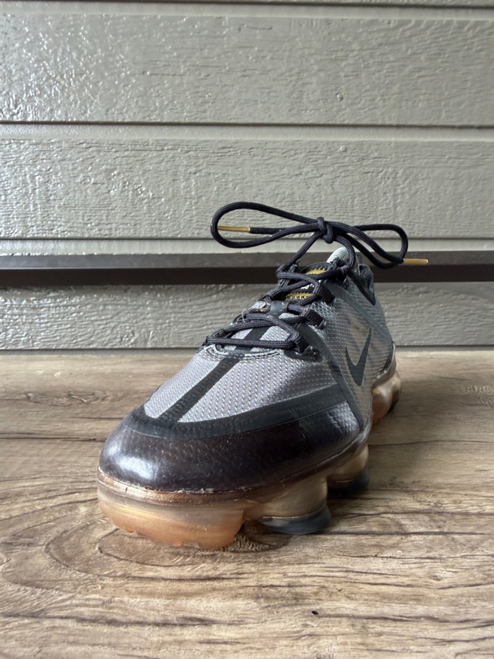 Nike Vapormax Kids Grey and Black Athletic Sneakers size 7 Y